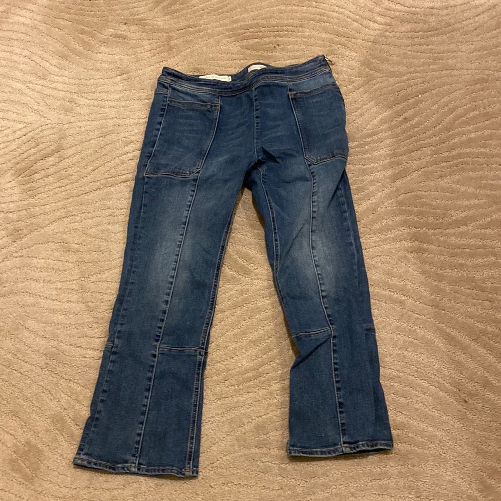 Side zip crop jeans